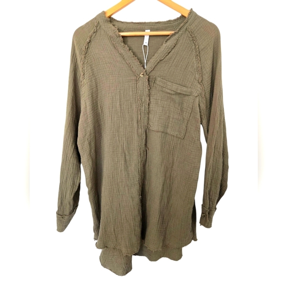 NWT Sucolan Olive Green Women's Top Size Medium